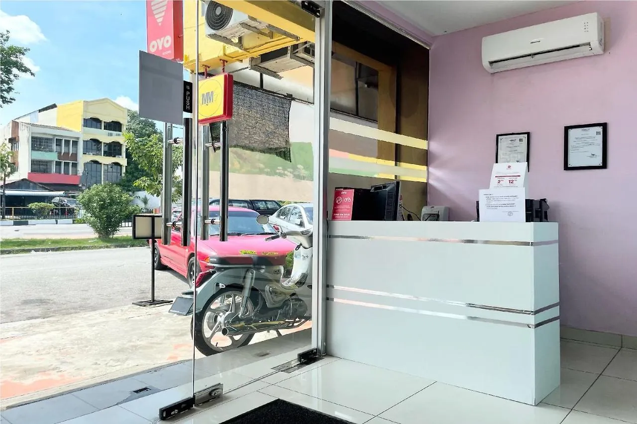 Oyo 90334 Mawlaya Hotel Bayan Lepas