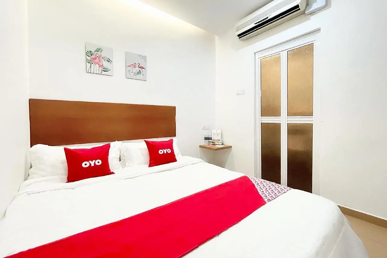 Oyo 90334 Mawlaya Hotel Bayan Lepas