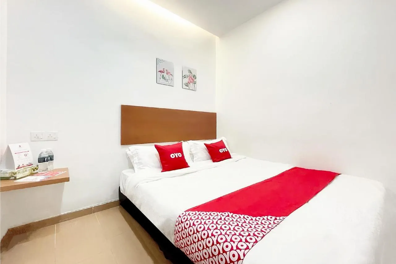 Oyo 90334 Mawlaya Hotel Bayan Lepas